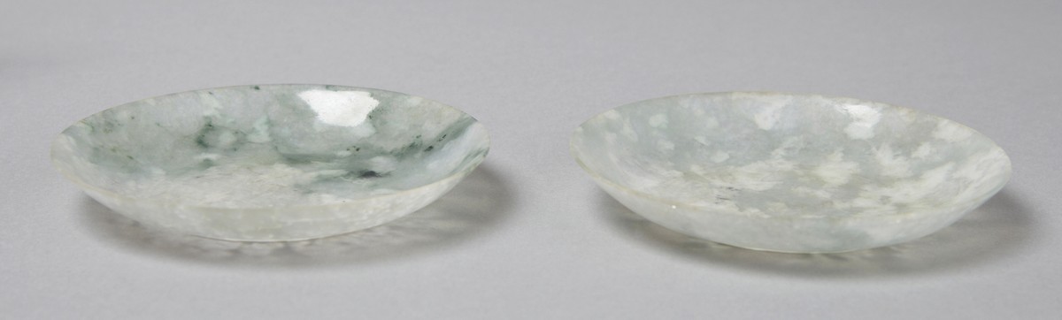 pair-of-shallow-bowls-1995-281-1-2