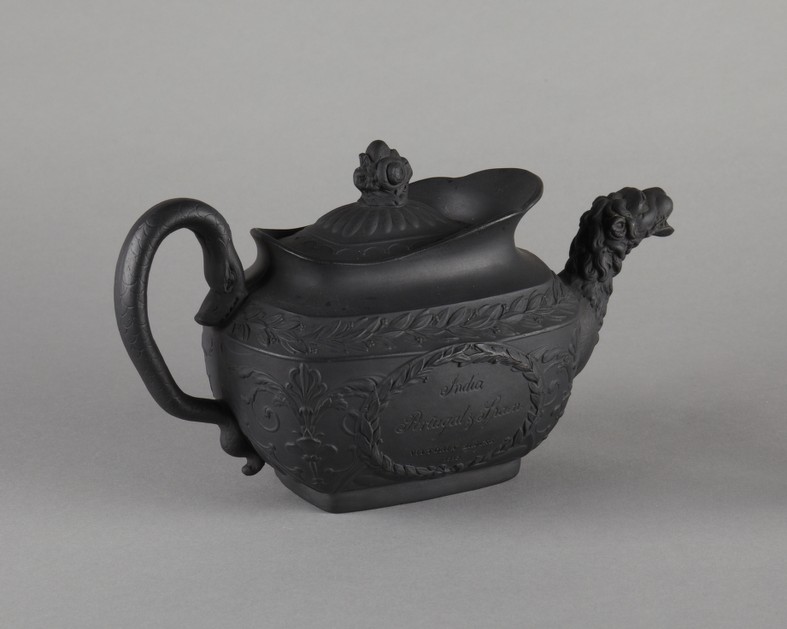 Tea Pot and Lid (y1929234 ab)