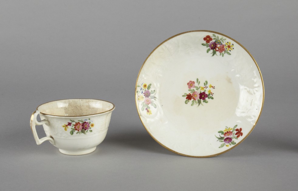 Cup And Saucer (y833 A-b)