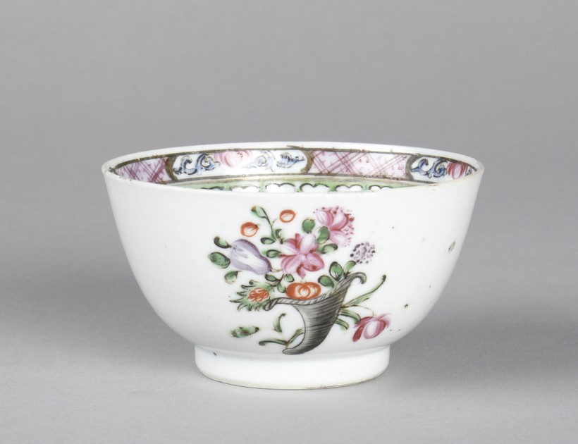 Small Cup (y1965-383)