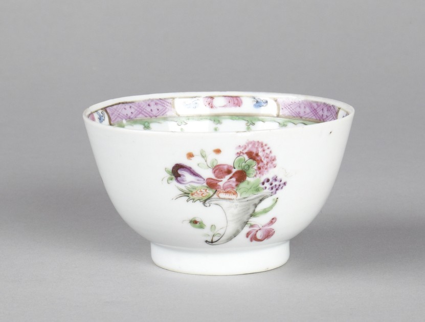 Small Cup (y1965-384)